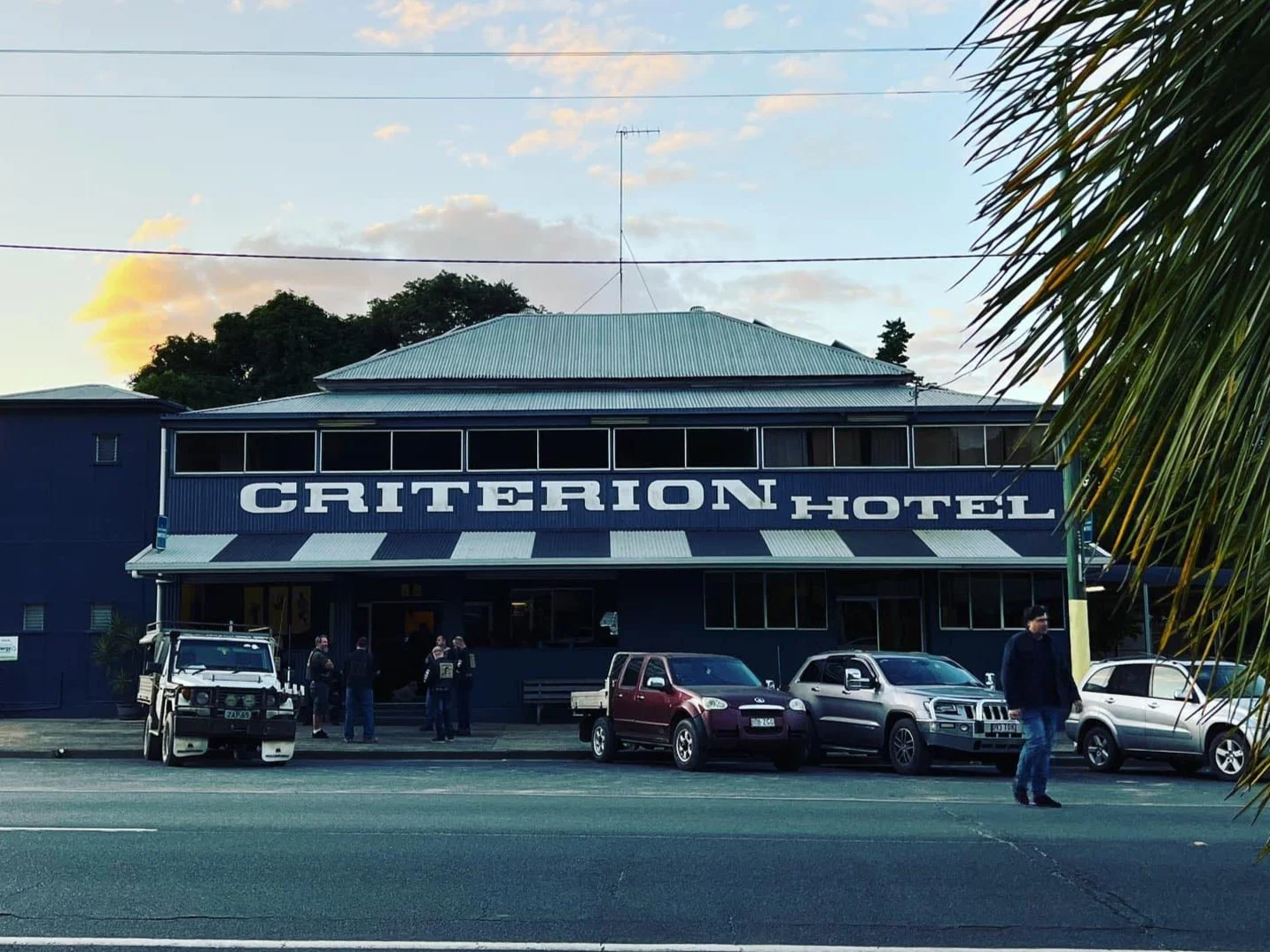 Finch Hatton Criterion Hotel